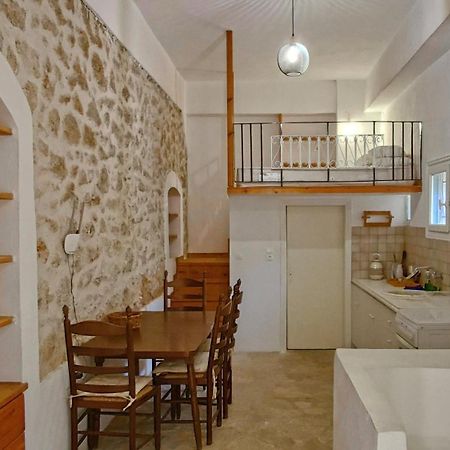 基帕里夏Στούντιο Σε Πέτρινο Σπίτι, Κοντά Σε Παραλία公寓 外观 照片